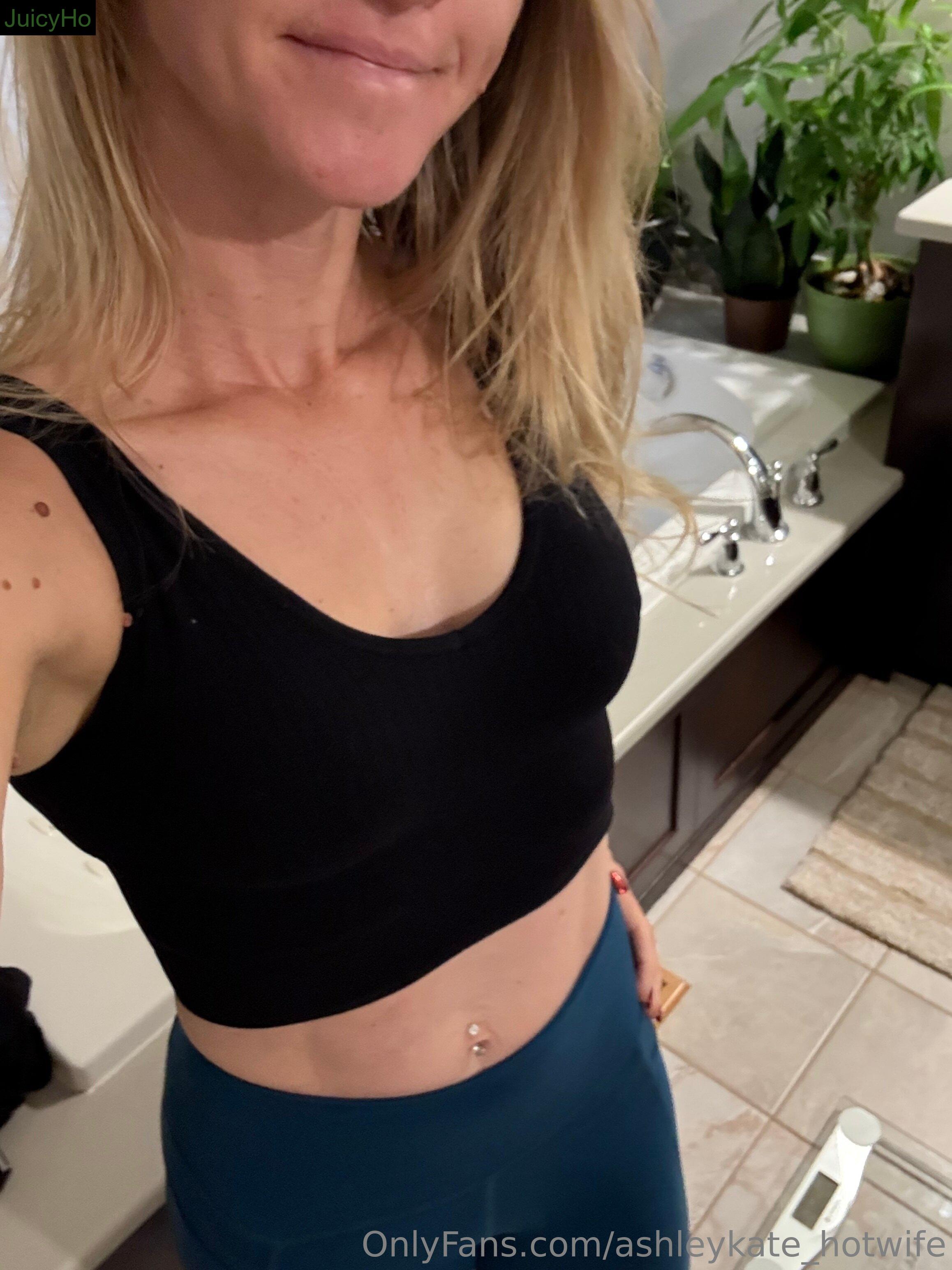ashleykate_hotwife photo 19