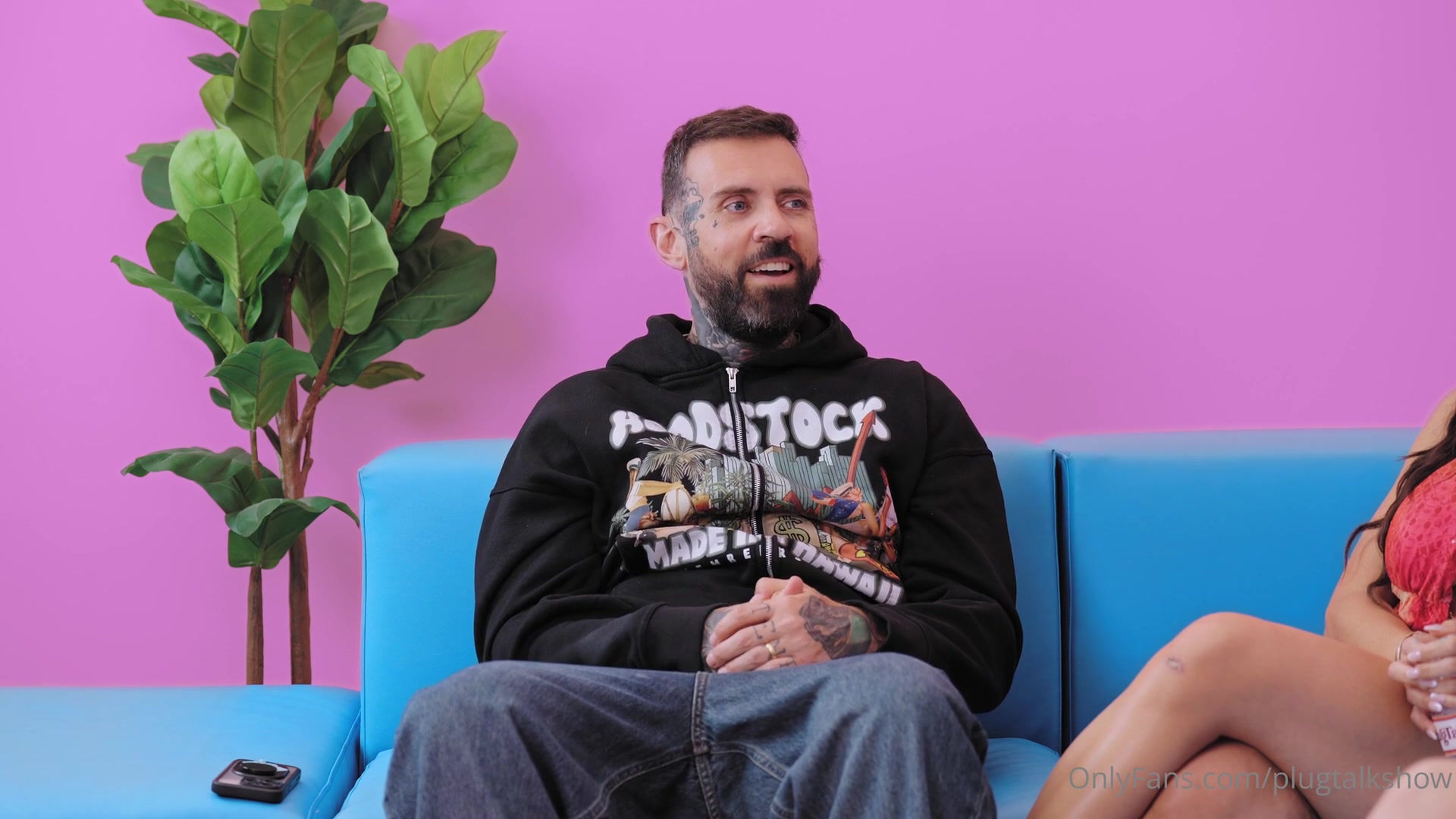 Lena The Plug Shares Her Man With Violet Myers